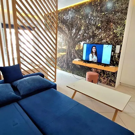 Promenade Apts Διαμέρισμα *