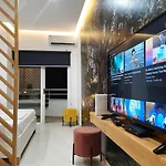 Promenade Apts Apartamento *