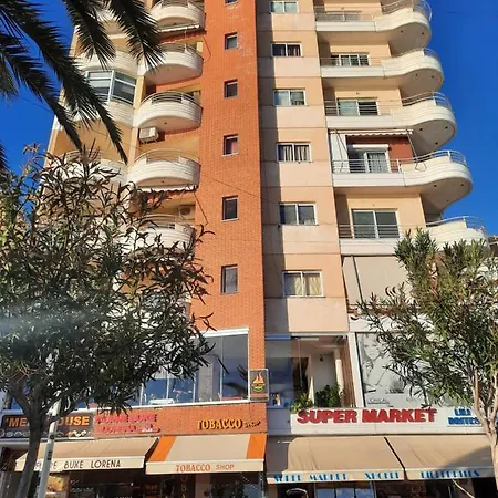 Promenade Apts * ساراندا
