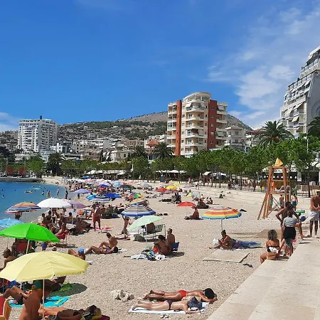 Promenade Apts Διαμέρισμα