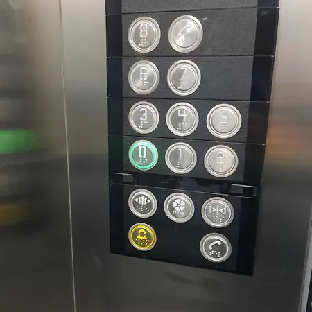 Promenade Apts סרנדה